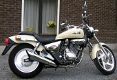 2001 Daelim VT 125 Evolution photo